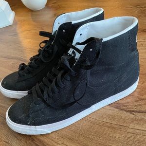 Black Nike Blazer Mid Men Sneaker size 10.5